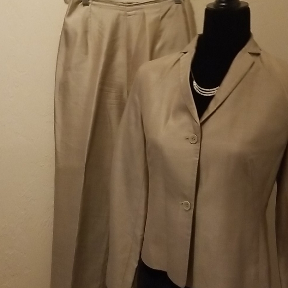 Ann Taylor Pants - Ann Taylor's Pantsuit